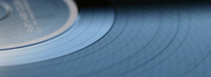 geekcouch-BP-vinyl